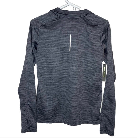 Nike Dri-Fit Long Sleeve Half Zip Sweatshirt - Picture 3 of 5